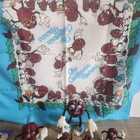 Vintage 80s Lot Of California Raisins PVC  Vinyl Figures & Collectibles Stickers - Picture 5 of 12